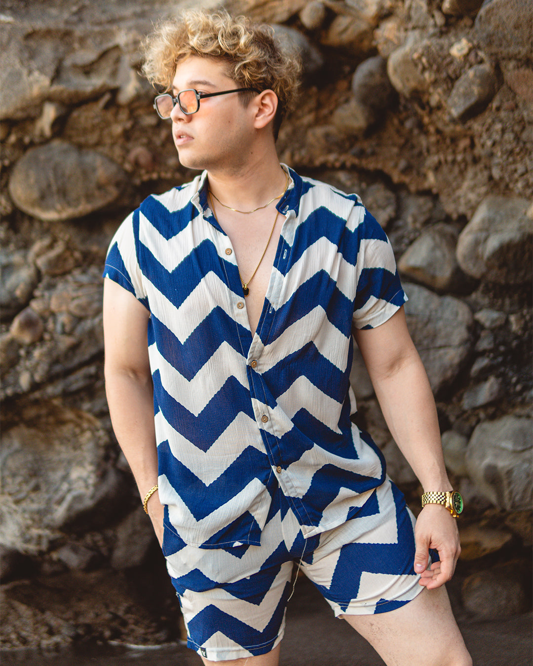 Conjunto Short y Camisa Manga Corta Cuello Chino Estampado Azul