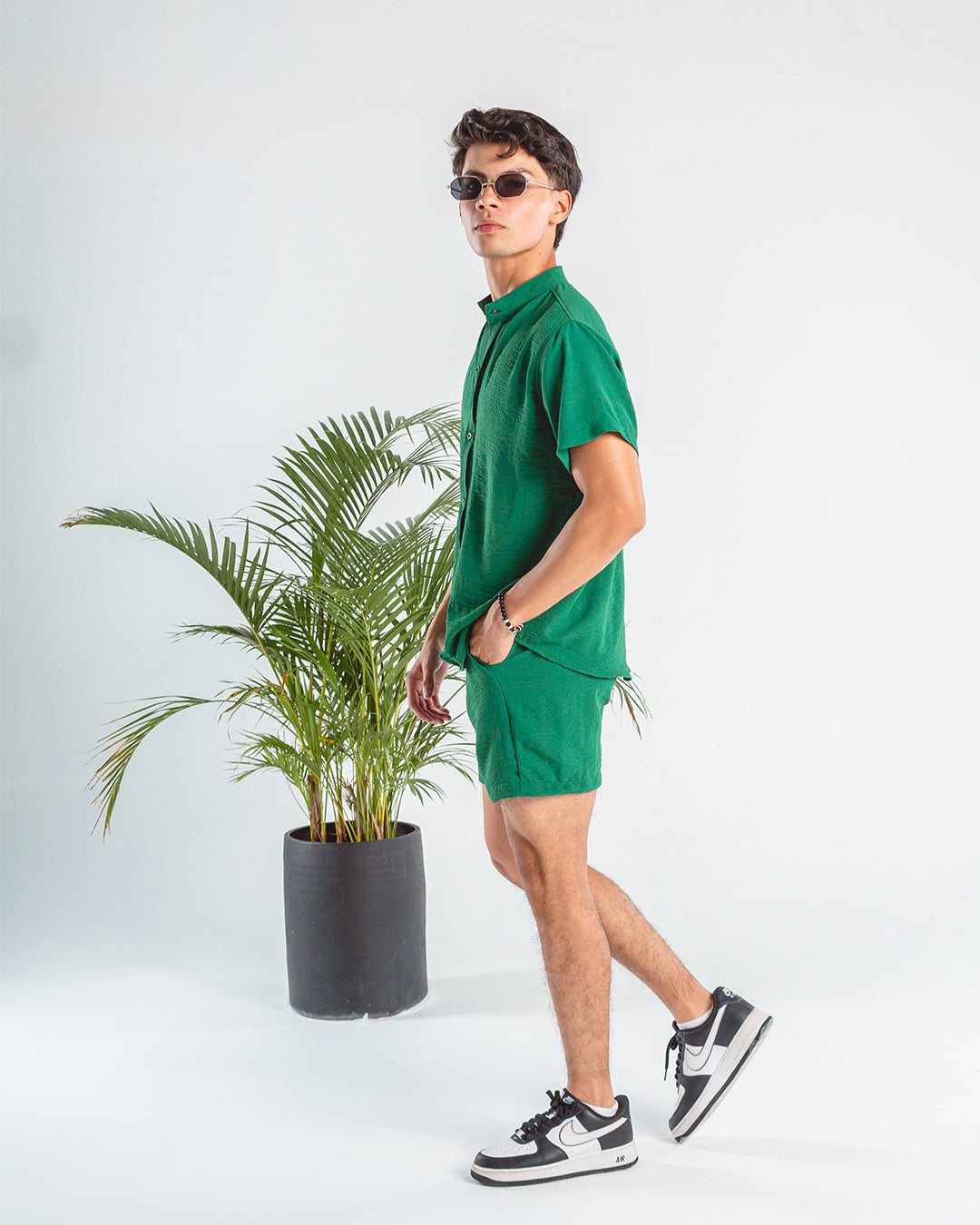 Conjunto Short y Camisa Manga Corta Cuello Chino Lino Verde