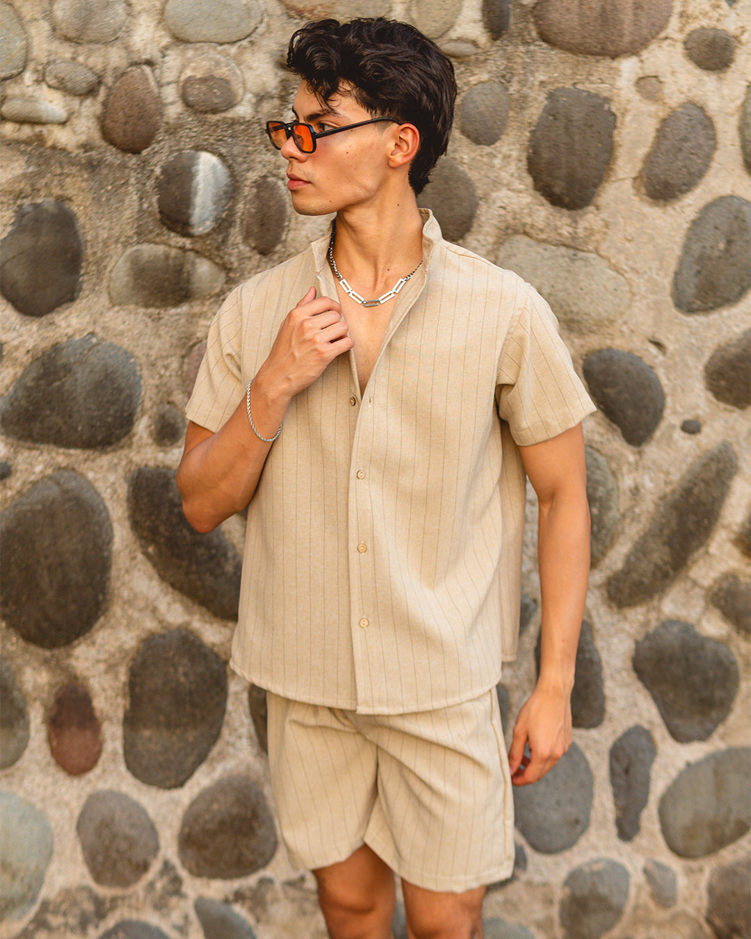 Conjunto Short y Camisa Manga Corta Cuello Chino Lino Beige