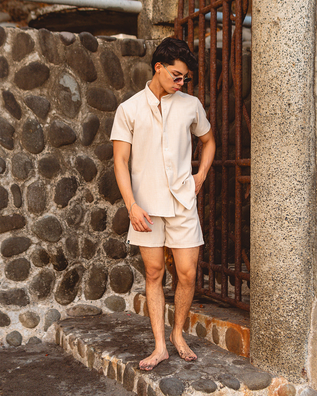 Conjunto Short y Camisa Manga Corta Cuello Chino Beige