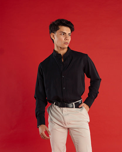 Camisa Casual Cuello Chino Manga Larga Negra